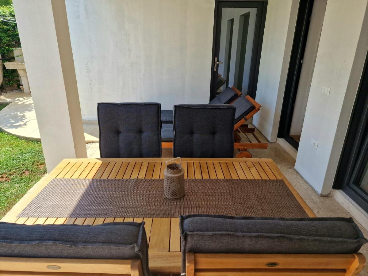 Apartments Cerin-Ровинь Экстерьер фото